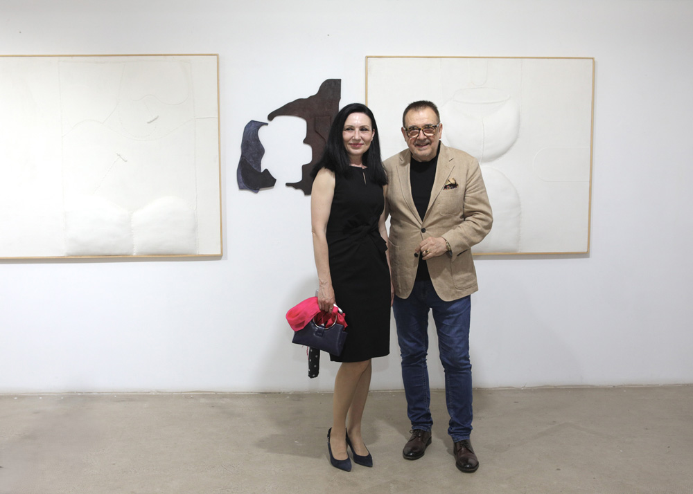ONE Gallery ������� ����� ������ ����� �����������������